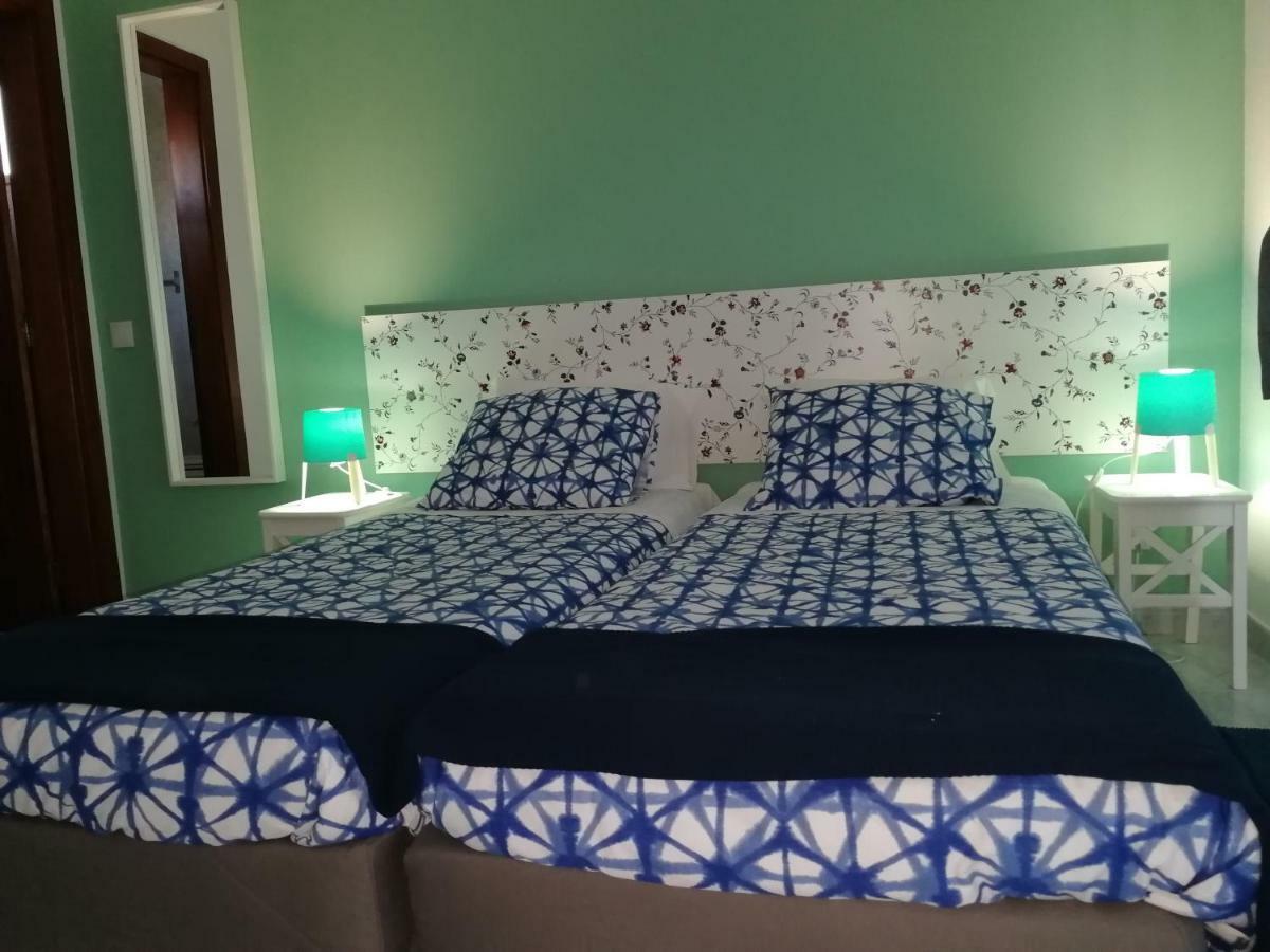 Ocean'S 7 - Lagos Guest House Eksteriør billede